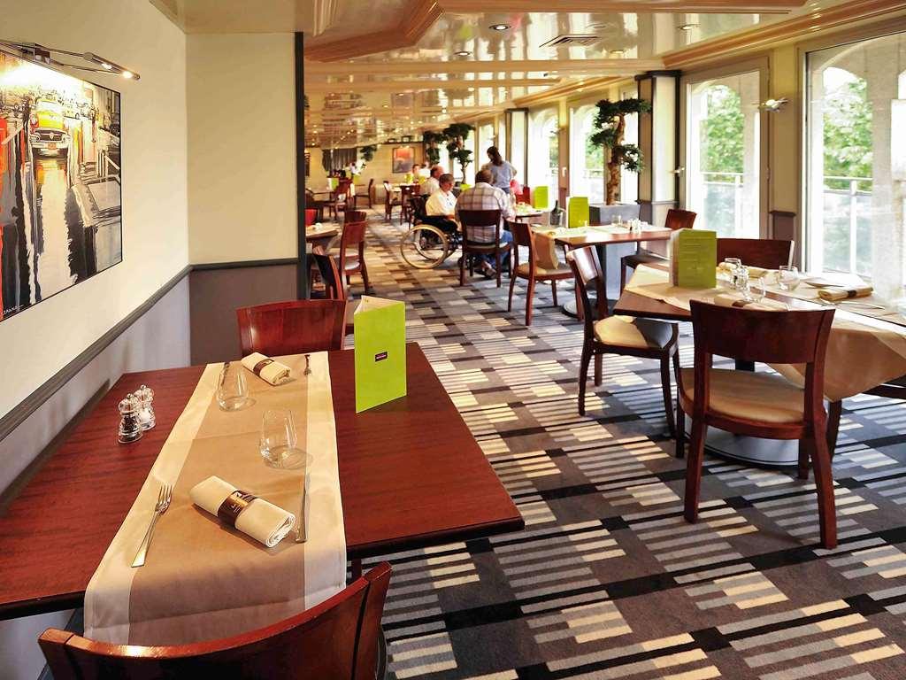 Mercure Rouen Centre Champ De Mars المطعم الصورة